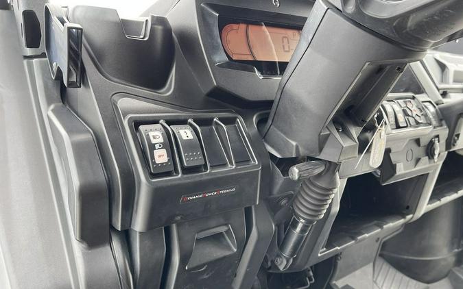 2023 Can-Am® Defender MAX Lone Star HD10