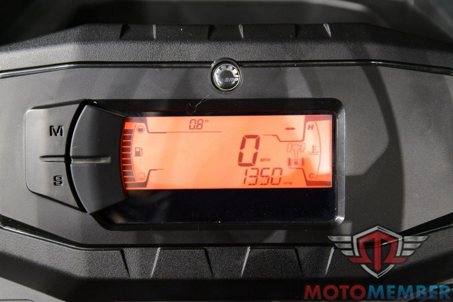 2025 Can-Am Defender DPS HD9