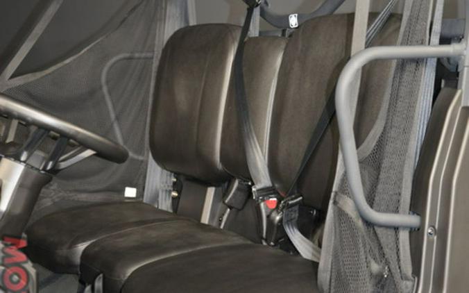 2025 Can-Am Defender DPS HD9