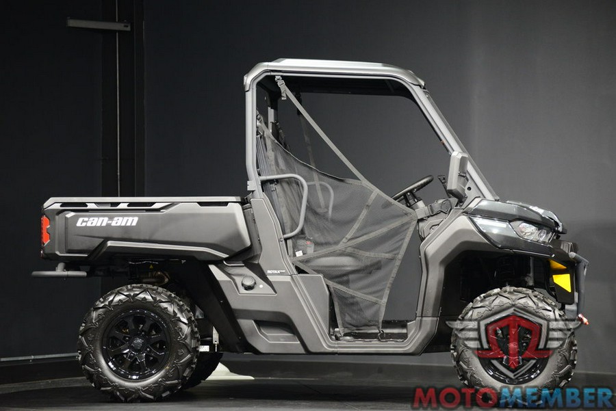 2025 Can-Am Defender DPS HD9