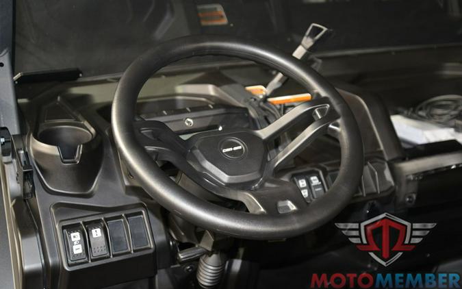 2025 Can-Am Defender DPS HD9