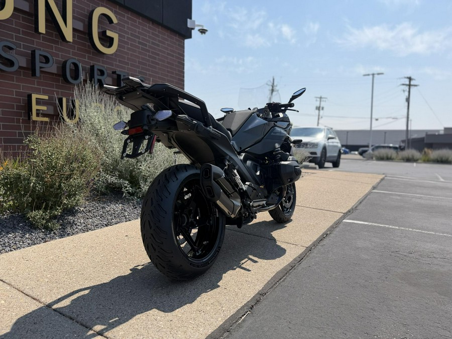 2026 BMW Motorrad R 1300 RS BLACK
