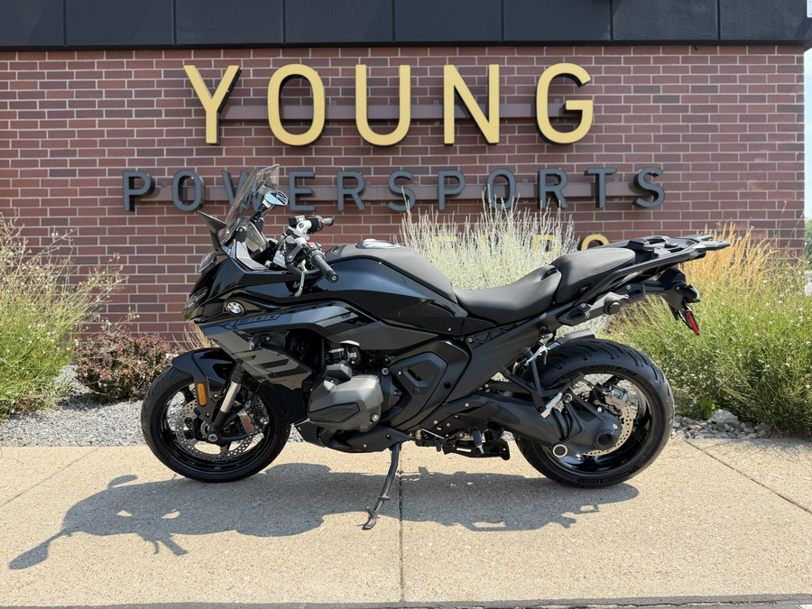 2026 BMW Motorrad R 1300 RS BLACK