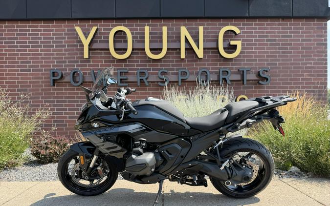 2026 BMW Motorrad R 1300 RS BLACK