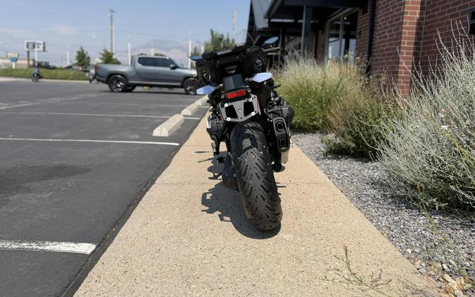 2026 BMW Motorrad R 1300 RS BLACK