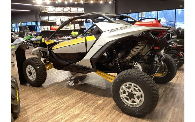 2024 Can-Am MAVERICK R 999T DCT