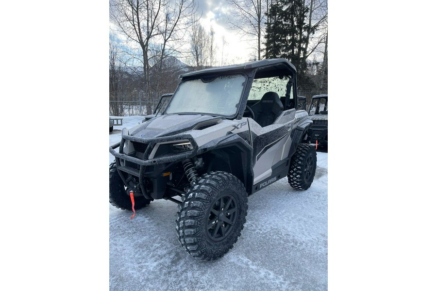 2024 Polaris Industries GENERAL XP 1000 PREMIUM - M SILVER QUARTZ