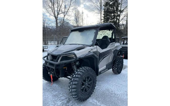 2024 Polaris Industries GENERAL XP 1000 PREMIUM - M SILVER QUARTZ