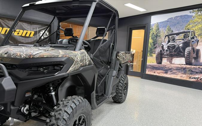 2026 Can-Am Defender XT HD11 with 10.25 in. touchscreen display