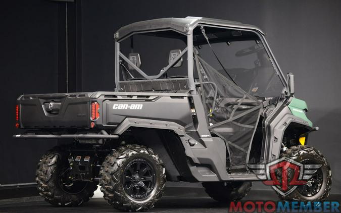 2025 Can-Am Defender DPS HD7