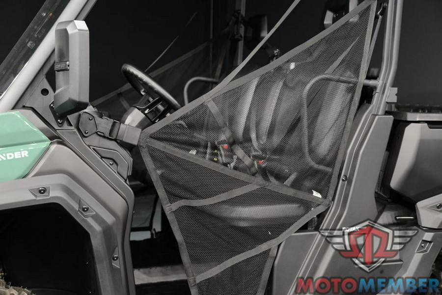 2025 Can-Am Defender DPS HD7