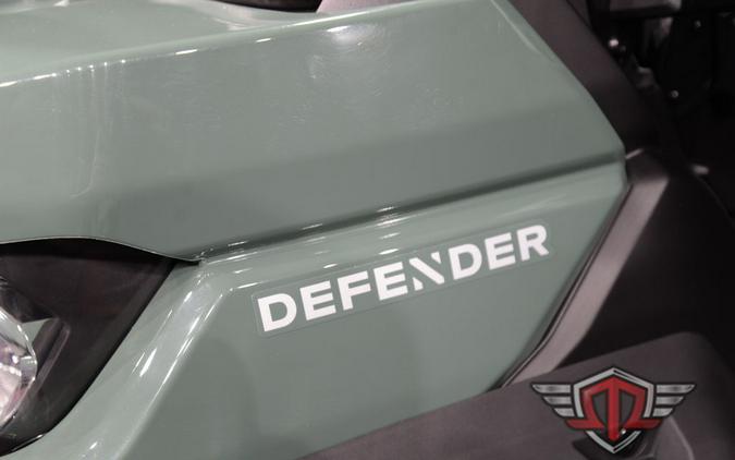 2025 Can-Am Defender DPS HD7
