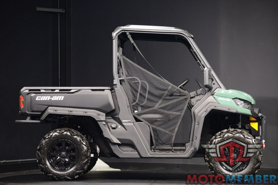 2025 Can-Am Defender DPS HD7
