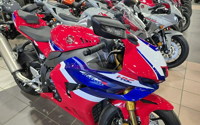 2025 HONDA CBR1000RRR FIREBLADE SP