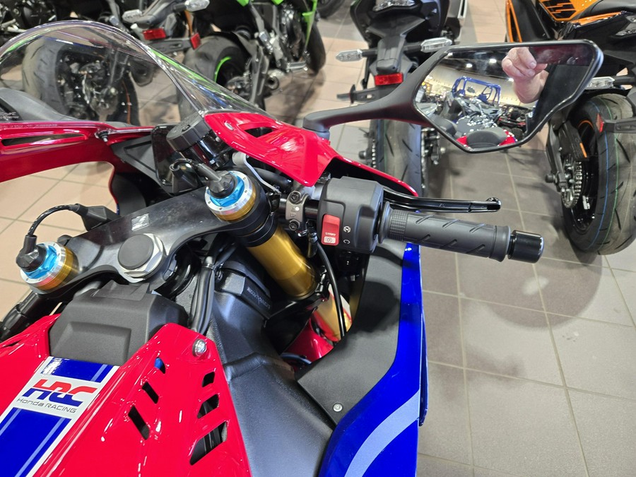 2025 HONDA CBR1000RRR FIREBLADE SP