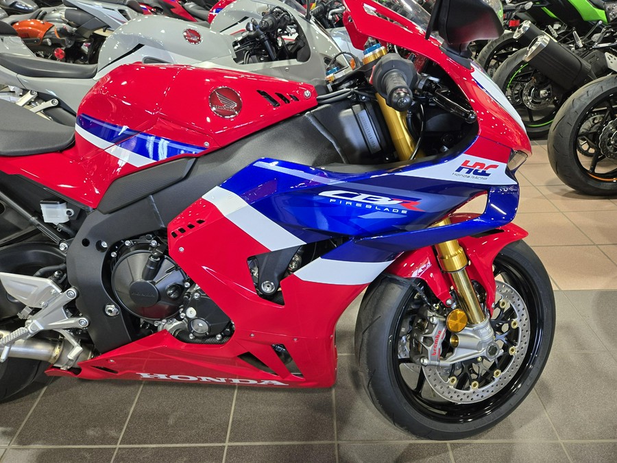2025 HONDA CBR1000RRR FIREBLADE SP