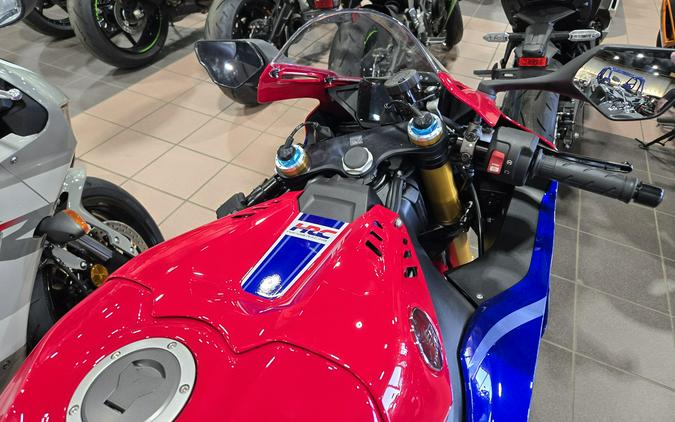 2025 HONDA CBR1000RRR FIREBLADE SP