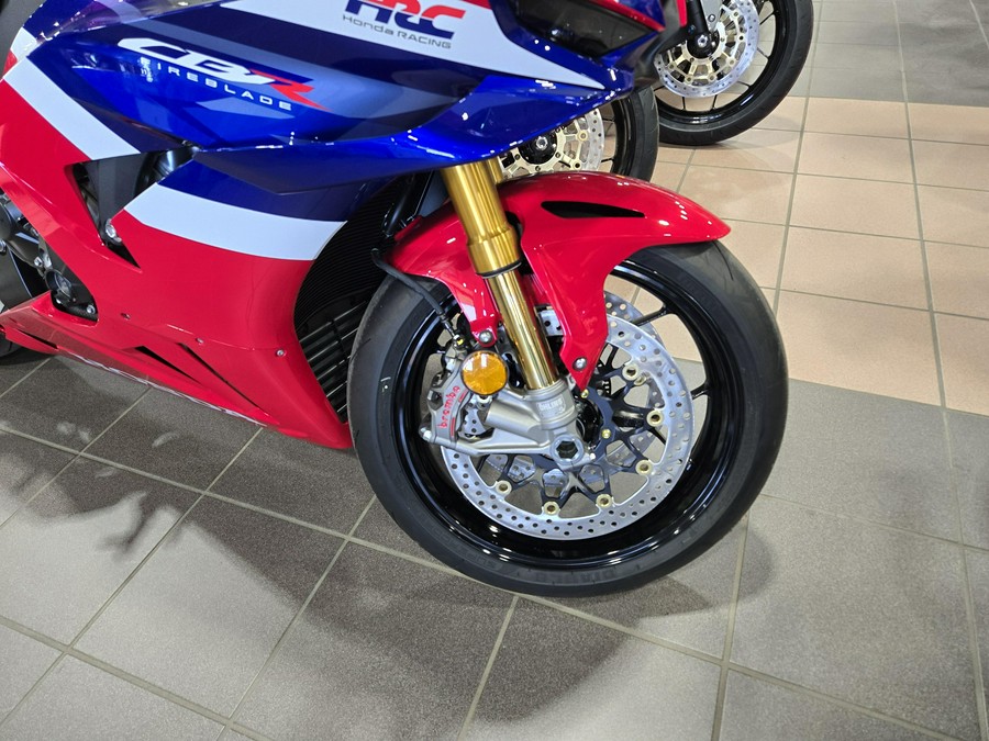 2025 HONDA CBR1000RRR FIREBLADE SP