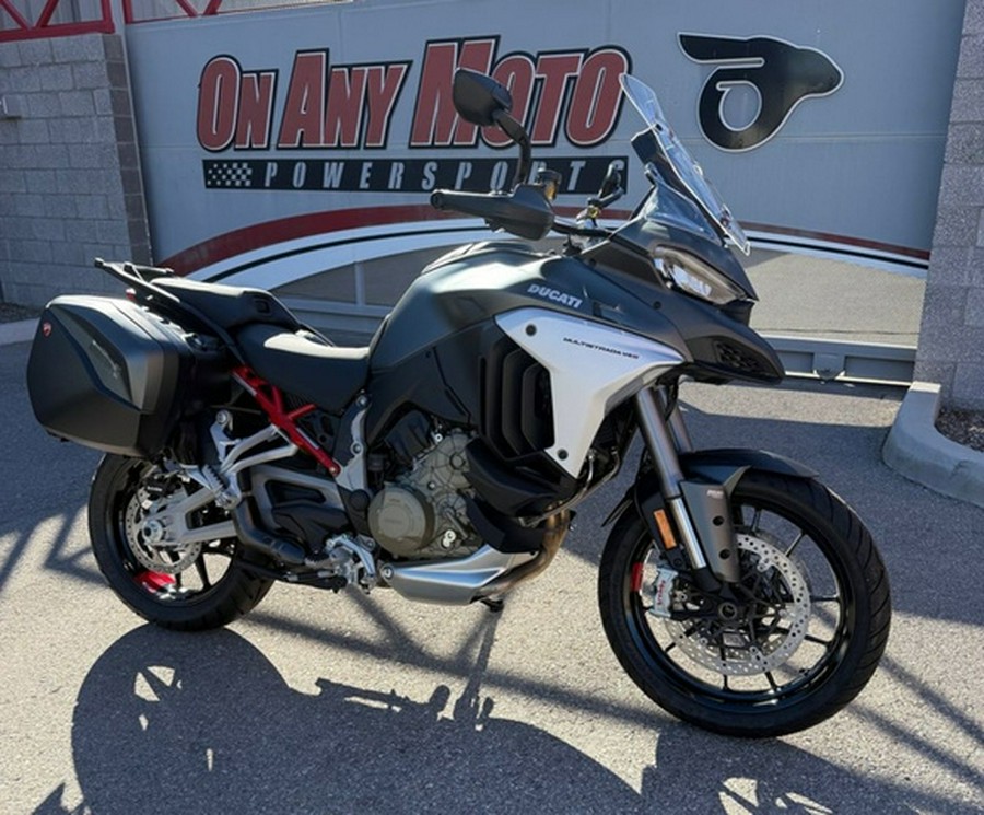 2024 Ducati Multistrada V4 S Travel & Radar Aviator Grey