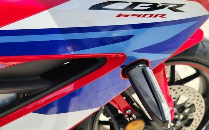2026 Honda CBR650R E-Clutch