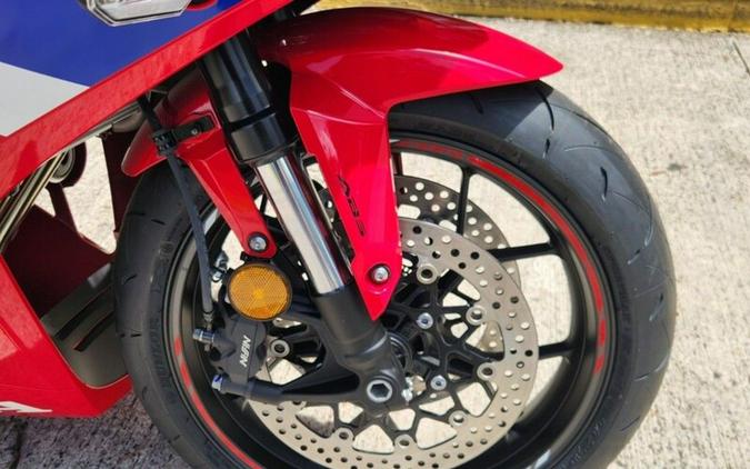 2026 Honda CBR650R E-Clutch