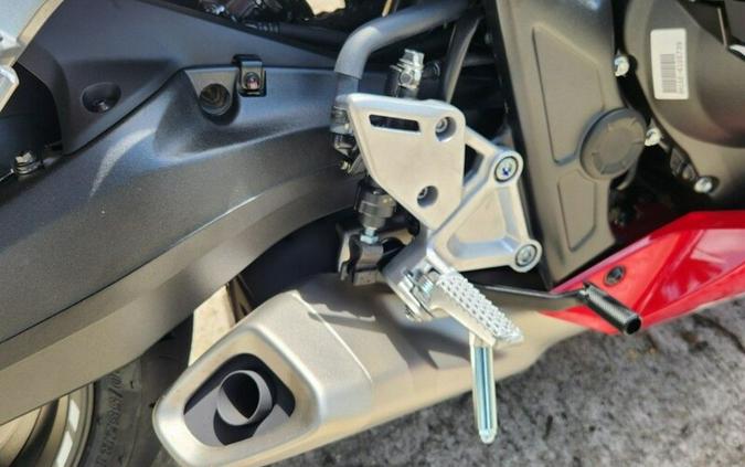 2026 Honda CBR650R E-Clutch