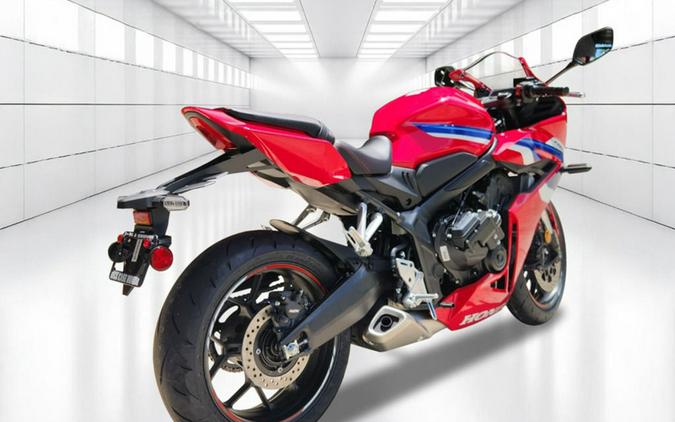 2026 Honda CBR650R E-Clutch