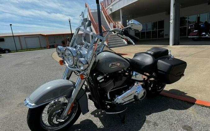 2024 Harley-Davidson Heritage Classic Billiard Gray