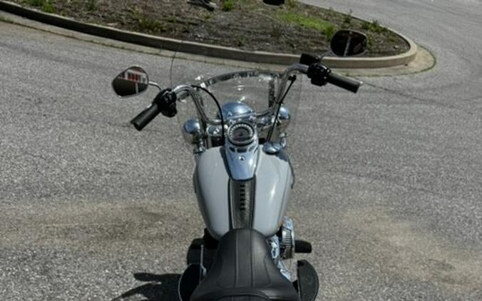 2024 Harley-Davidson Heritage Classic Billiard Gray