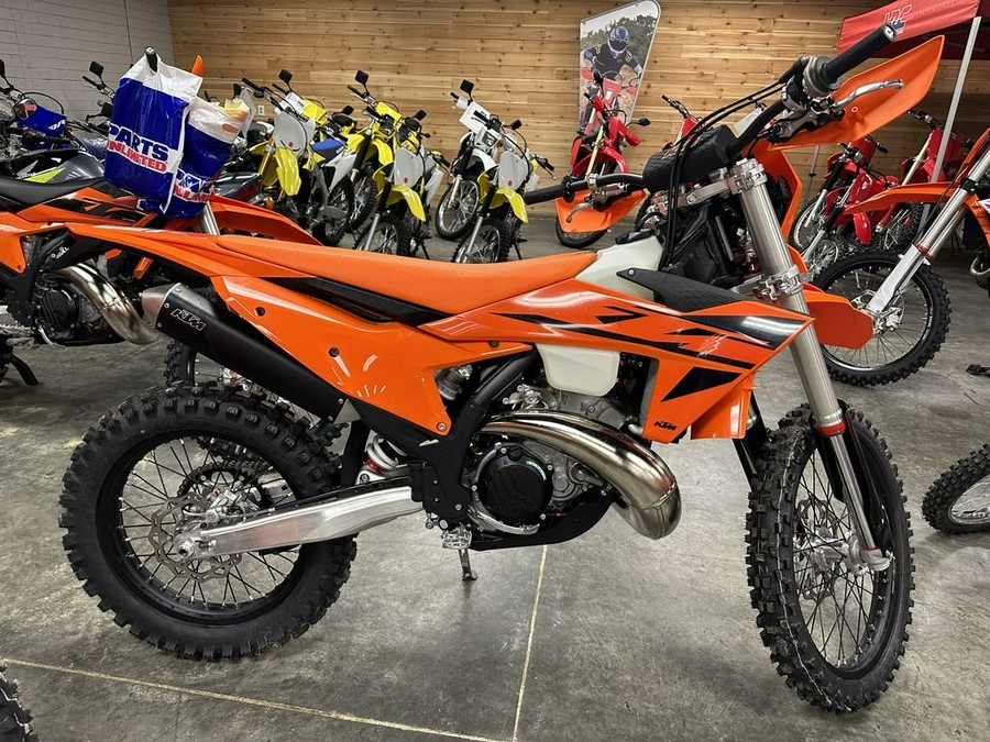 2025 KTM XC 300 W