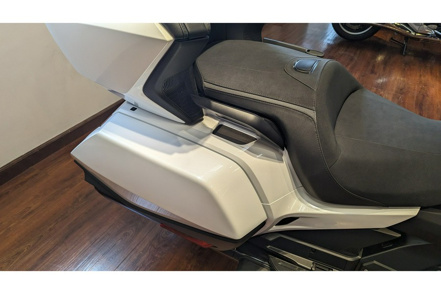 2024 Honda GOLD WING TOUR AUTOMATIC DCT