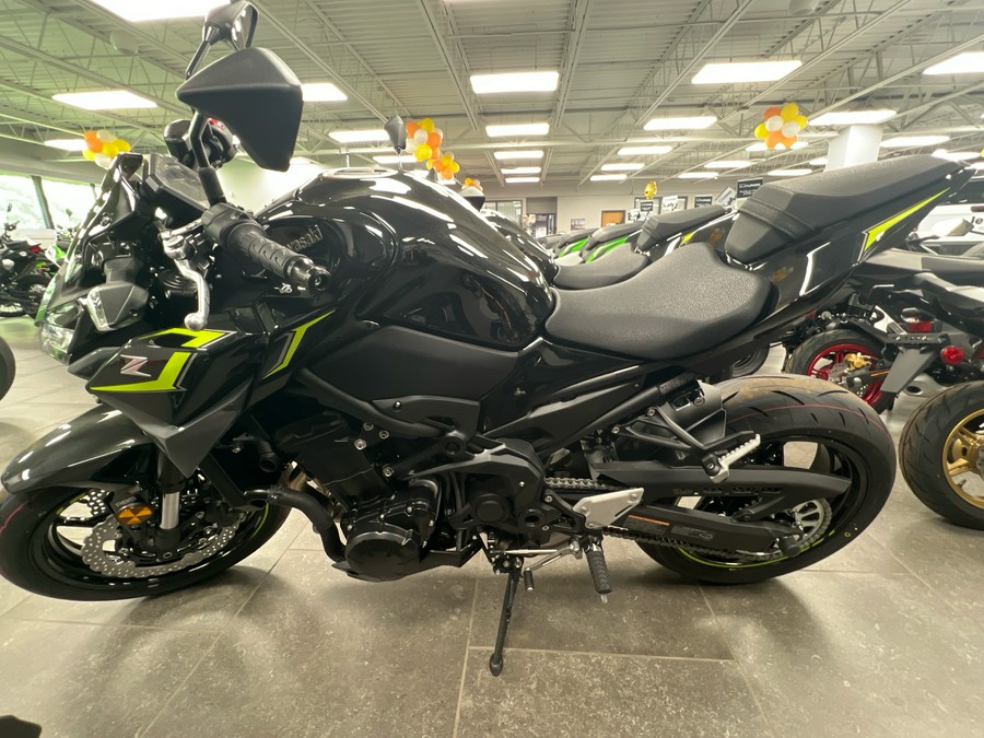 2024 Kawasaki Z900 ABS