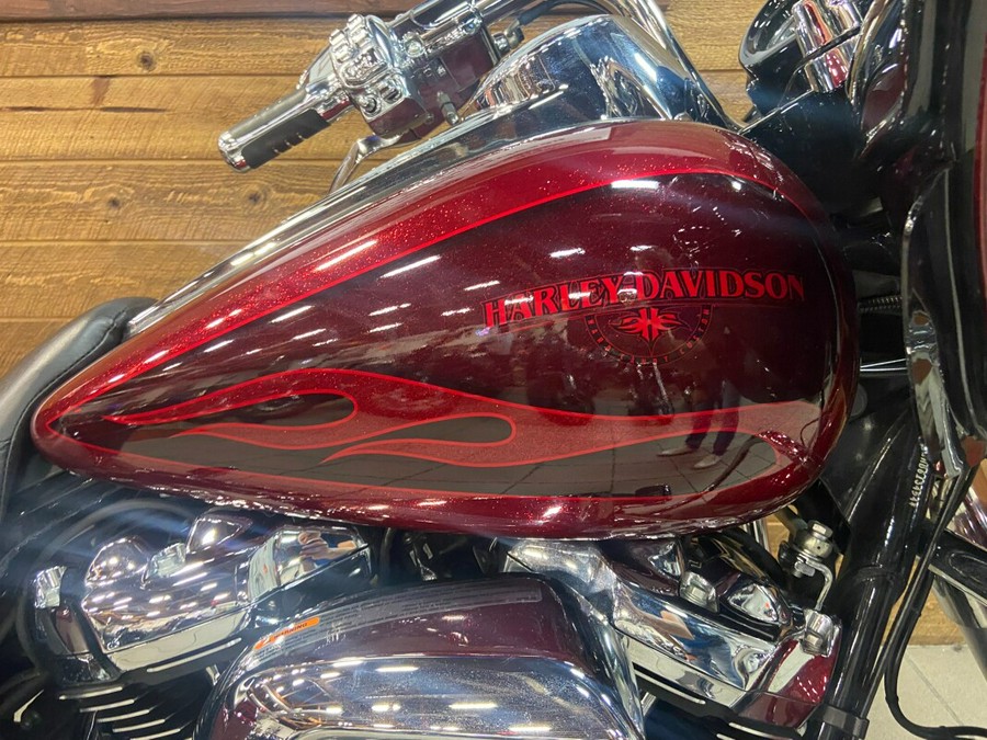 2017 Harley-Davidson Road Glide Special Hard Candy Big Red Flake FLTRXS