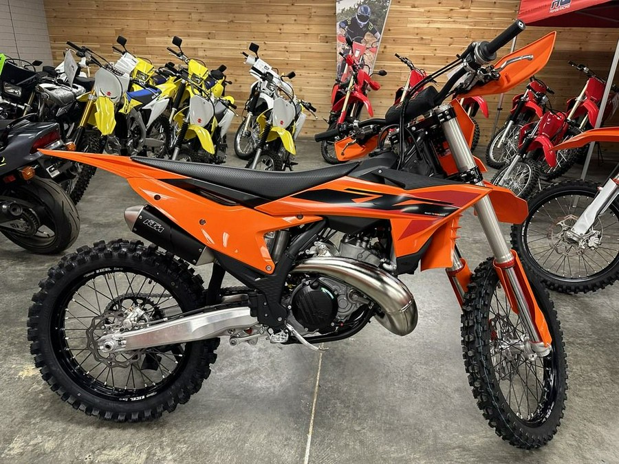 2025 KTM SX 300