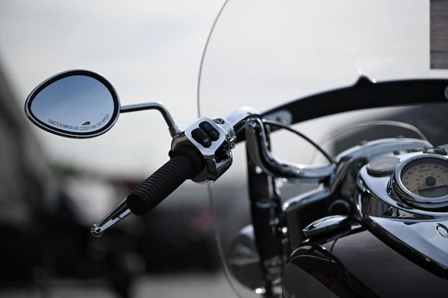 2025 Indian Motorcycle® Springfield® Maroon Metallic/Silver Quartz Metallic