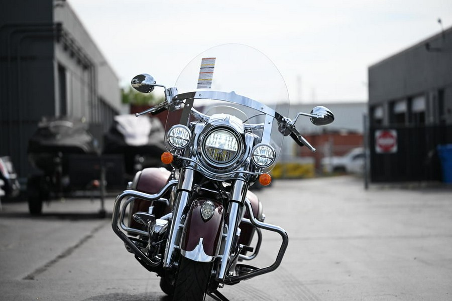 2025 Indian Motorcycle® Springfield® Maroon Metallic/Silver Quartz Metallic