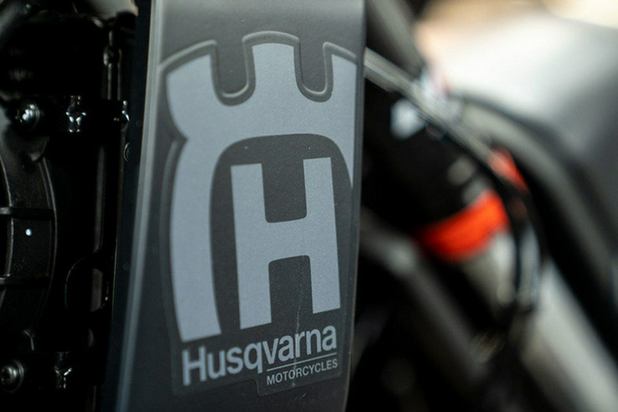 2024 Husqvarna VITPILEN 401