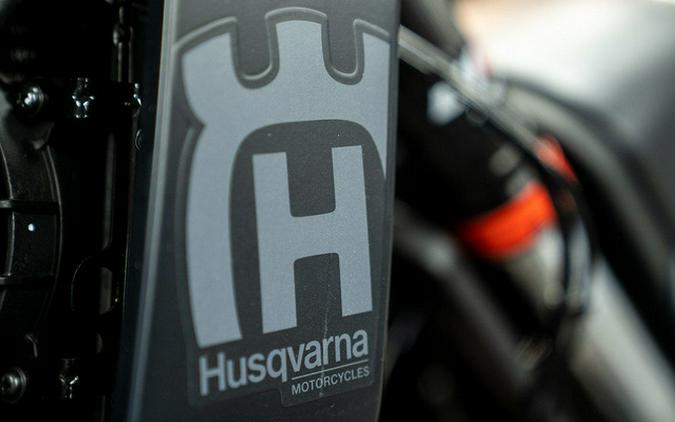 2024 Husqvarna VITPILEN 401