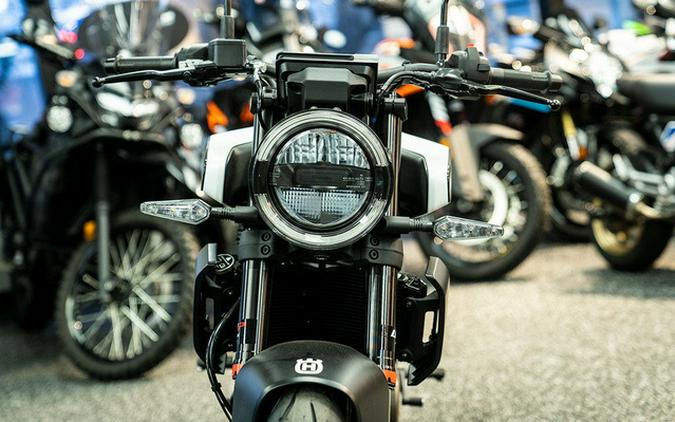 2024 Husqvarna VITPILEN 401