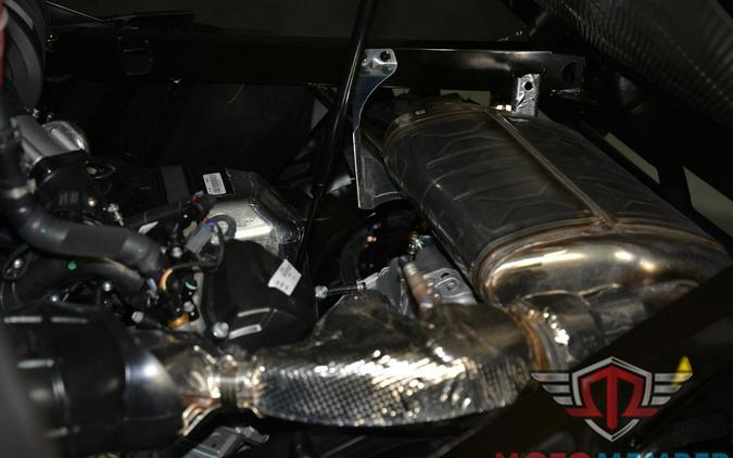 2025 Can-Am Defender MAX DPS HD10