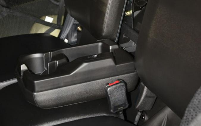 2025 Can-Am Defender MAX DPS HD10