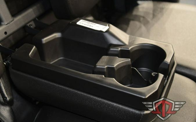 2025 Can-Am Defender MAX DPS HD10