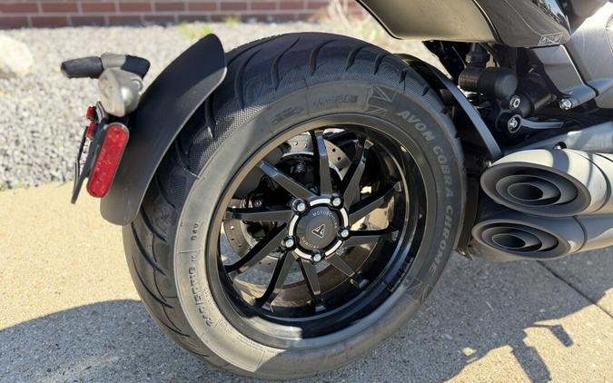 2025 Triumph Rocket 3 Storm R RED