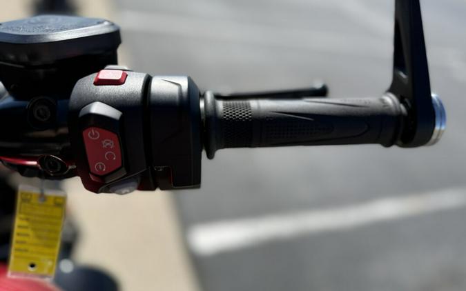 2025 Triumph Rocket 3 Storm R RED