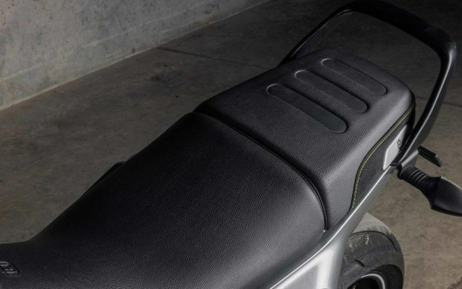 2021 Husqvarna SVARTPILEN 401