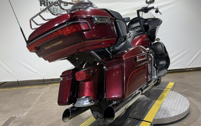 2017 Harley-Davidson® Road Glide® Ultra Two-Tone Mysterious Red Sunglo/Velocity Red Sunglo