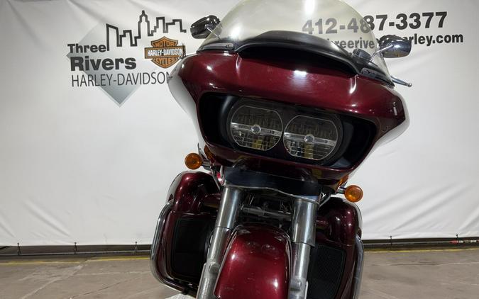 2017 Harley-Davidson® Road Glide® Ultra Two-Tone Mysterious Red Sunglo/Velocity Red Sunglo