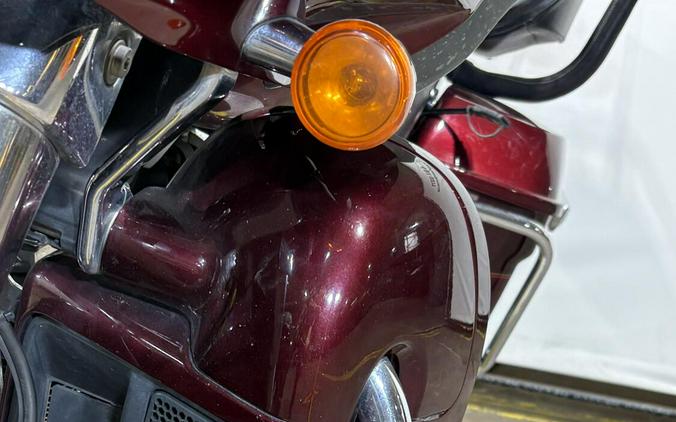 2017 Harley-Davidson® Road Glide® Ultra Two-Tone Mysterious Red Sunglo/Velocity Red Sunglo