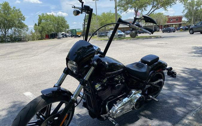 2018 Harley-Davidson Breakout