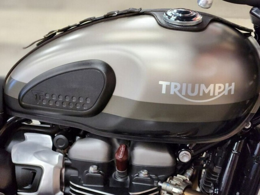 2022 Triumph Street Scrambler Sandstorm Edition